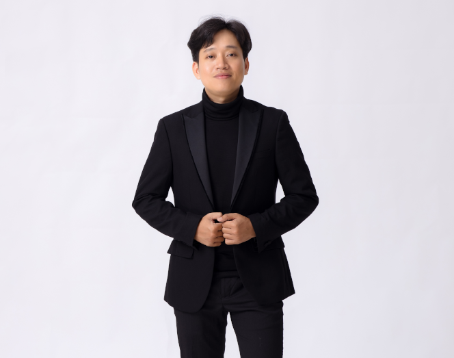TUẤN NGUYỄN