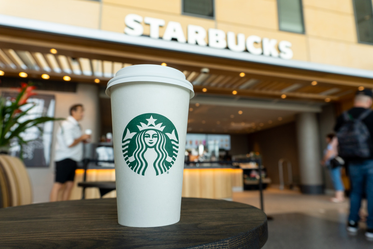 Starbucks đã có giải pháp xử lý khủng hoảng truyền thông rất nhân văn và trách nhiệm